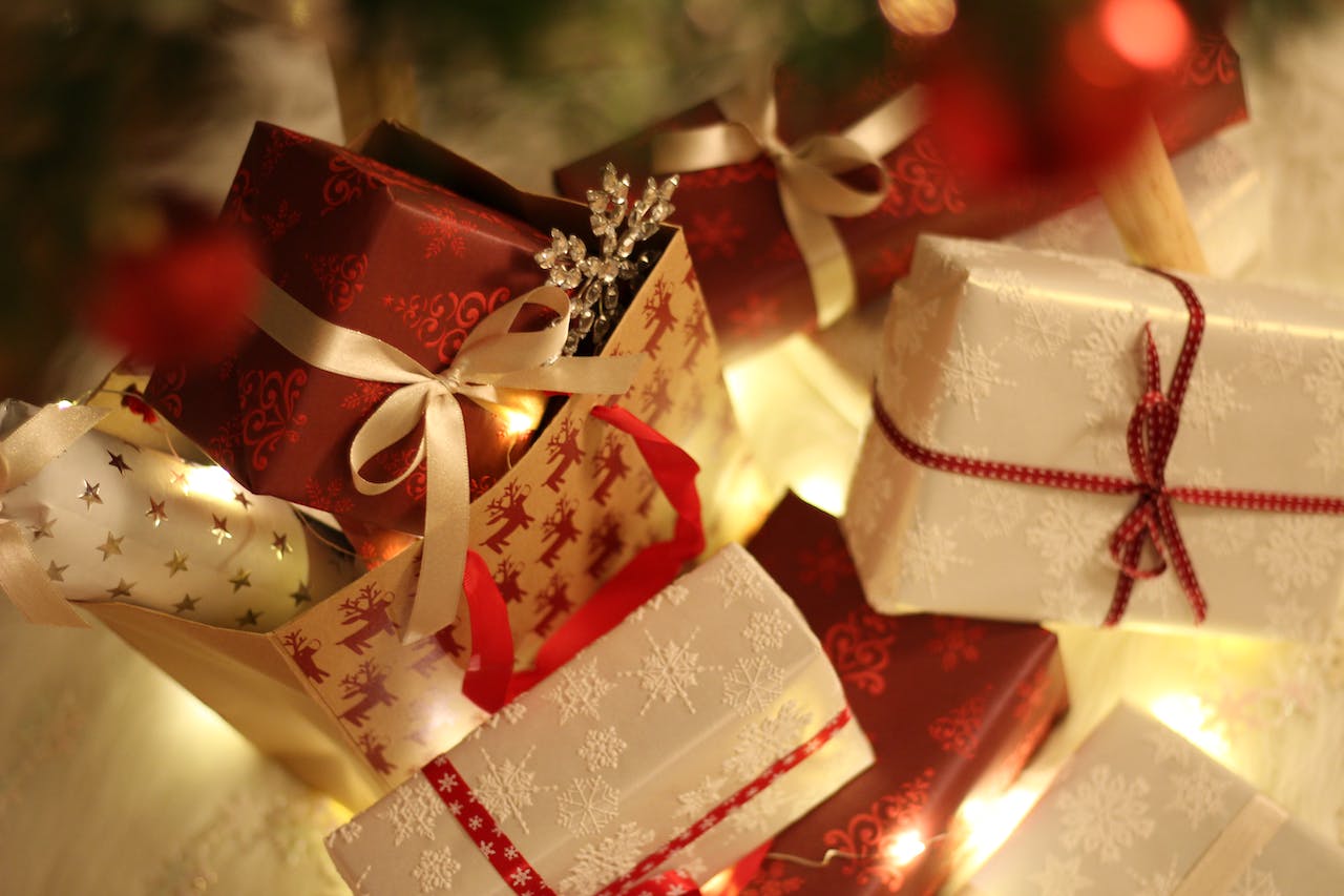 can christmas wrapping paper be recycled