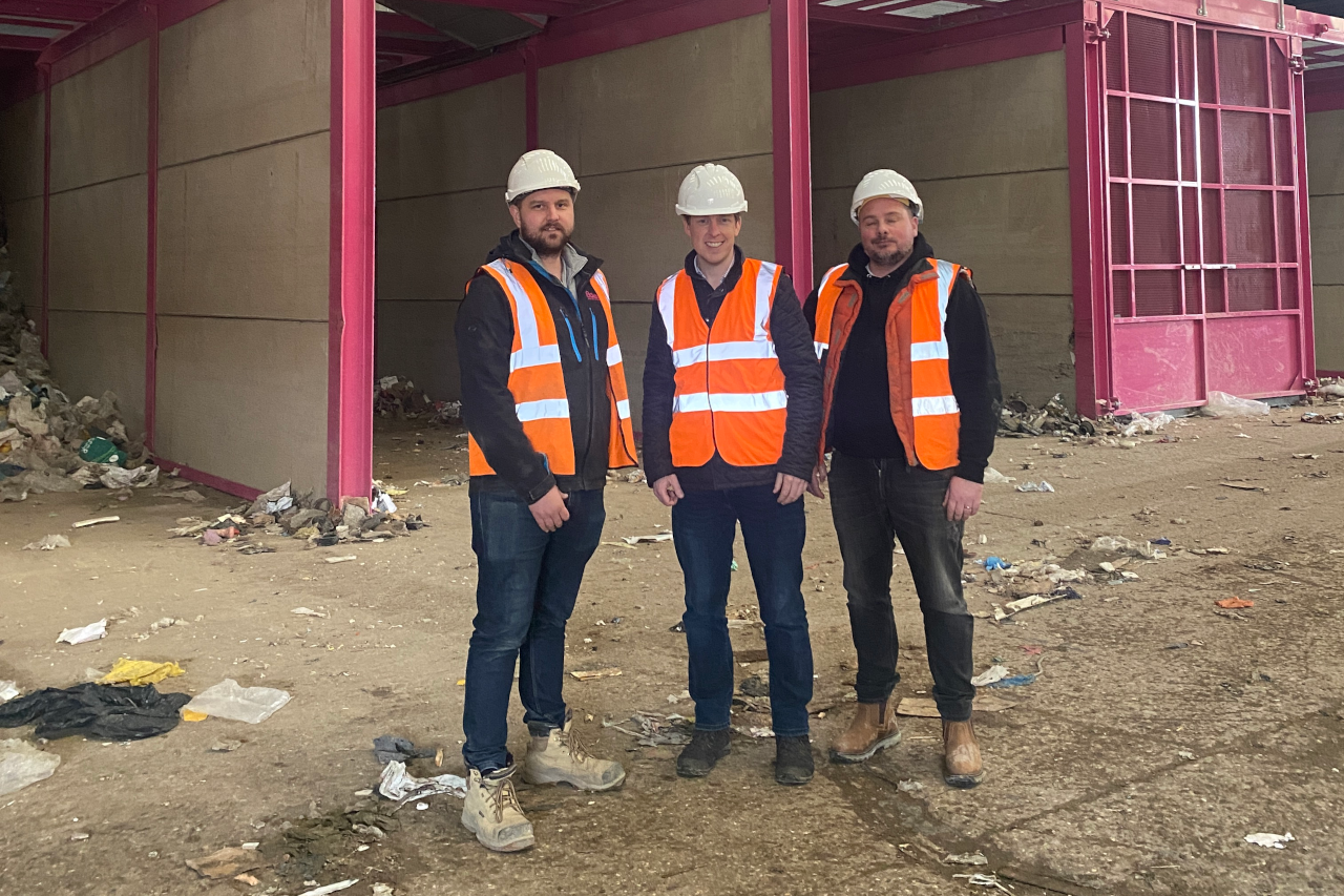 MP Tom Pursglove visits Baileys Skip Hire and Recycling in Northamptonshire